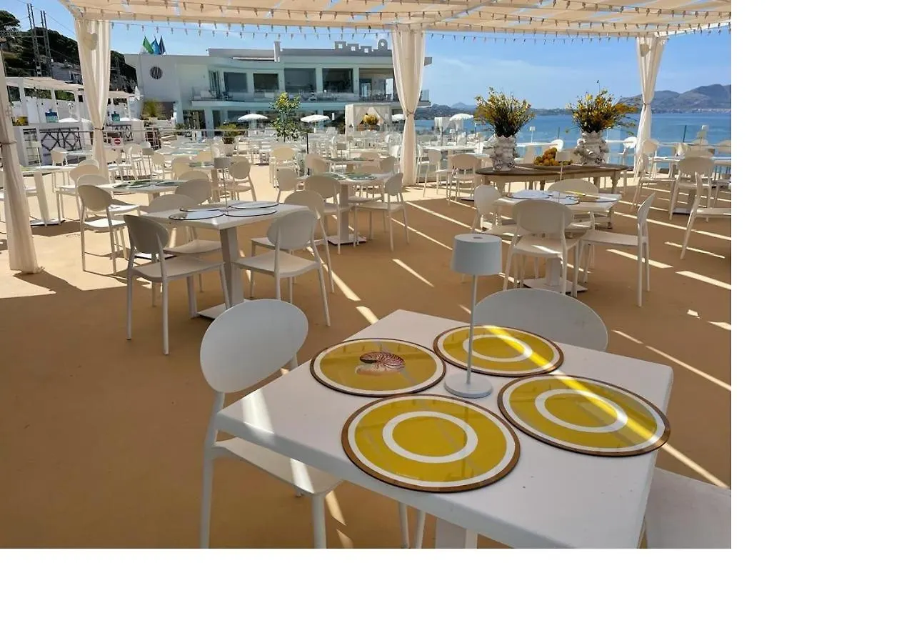 ****  Hotel Sporting Club Altavilla Milicia Itália