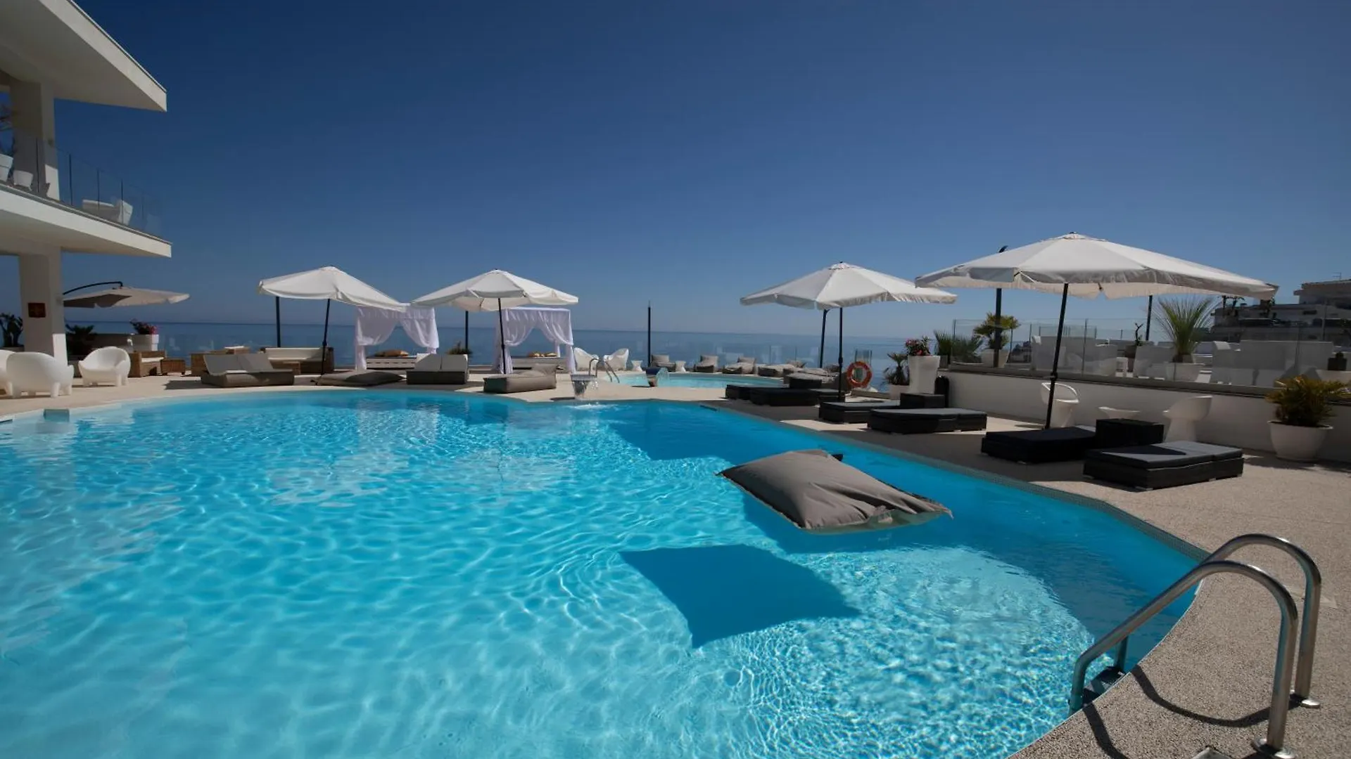 Hotel Sporting Club Altavilla Milicia